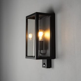 Carpi vegglampe med bevegelsessensor