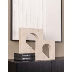 TRAVERTINE SCULPTURE M
