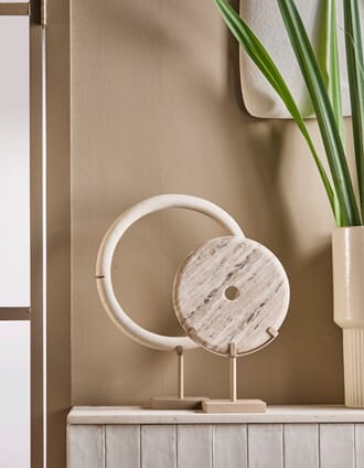 LIVIE RING SCULPTURE MINT SANDSTONE MARBLE