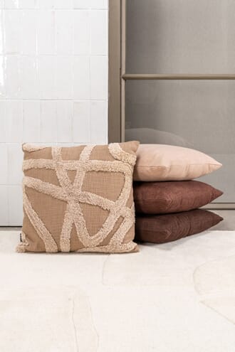 TAOS PILLOW TAUPE 50X50 CM
