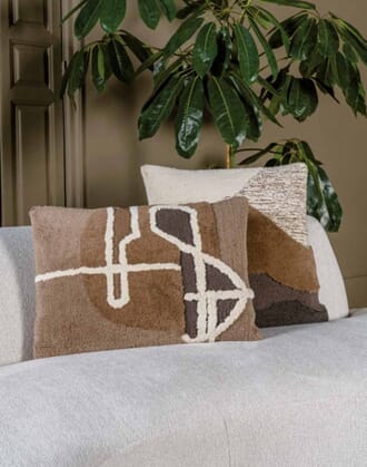 MADELIA PILLOW WHITE 60 X 40 CM