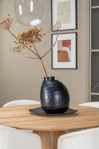 CHRISTIAN VASE BLACK