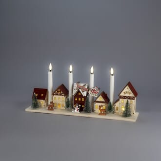 Siluett motiv med hus og lys