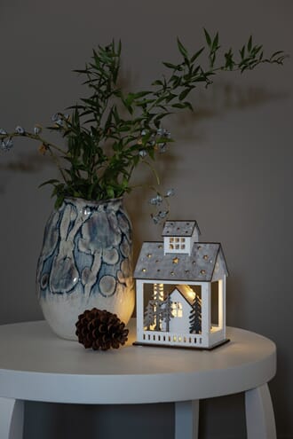 Siluett med hus