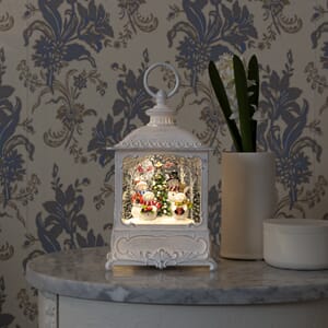 Vannfyllt lykt snømenn