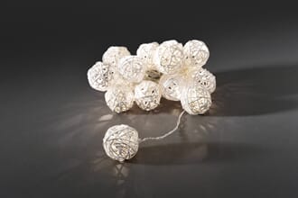 Slynge 16 flettede baller hvite varmhvite LED