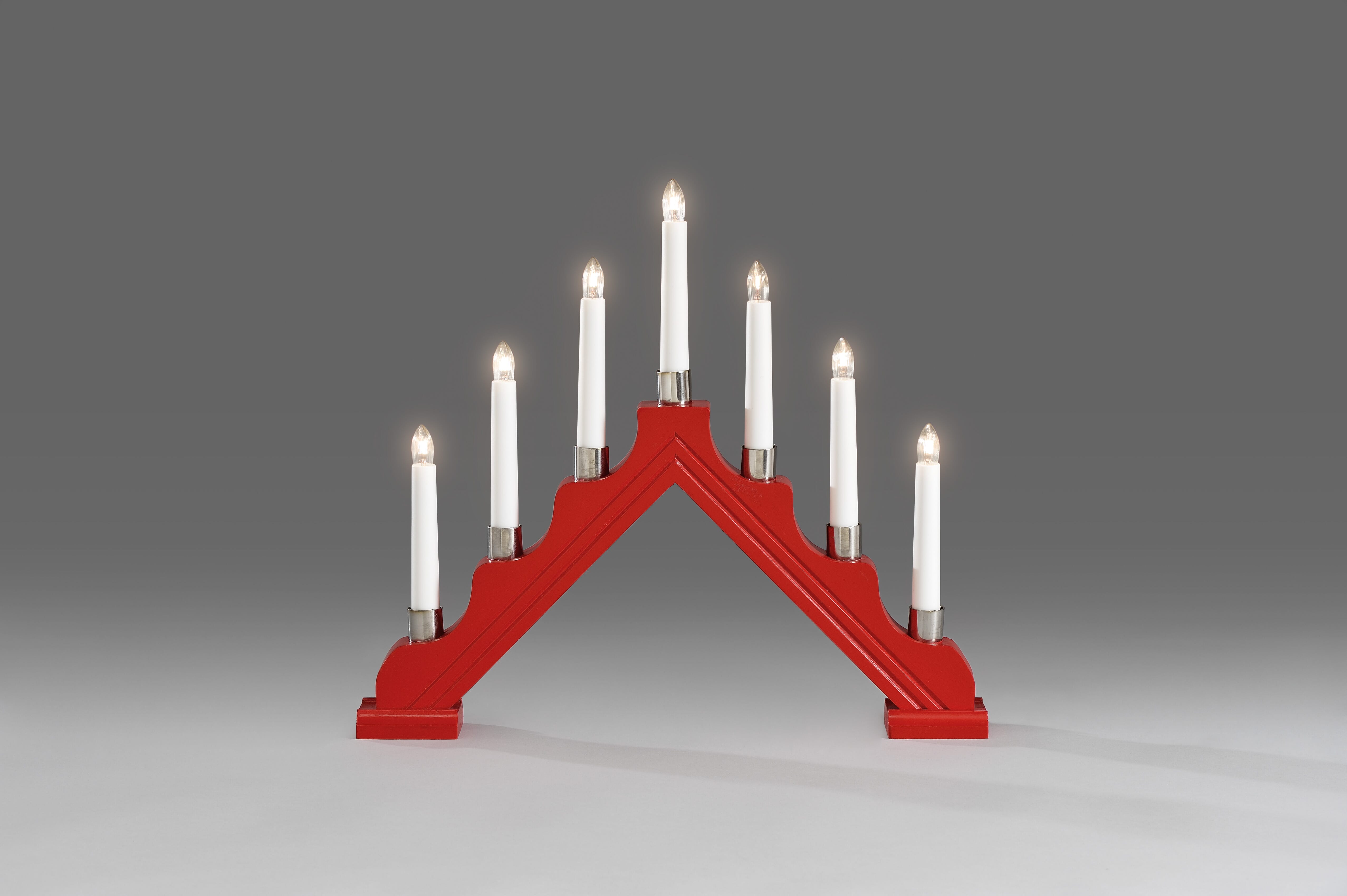 Adventstake 7 armet rød med metalldekor - Trend Collection AS