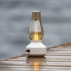 Oppladbar bordlampe hvit