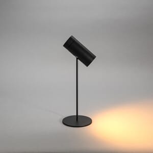 Multi USB bordlampe sort