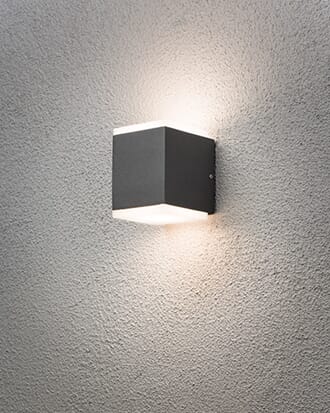 Monza opp/ned lakkert aluminium LED